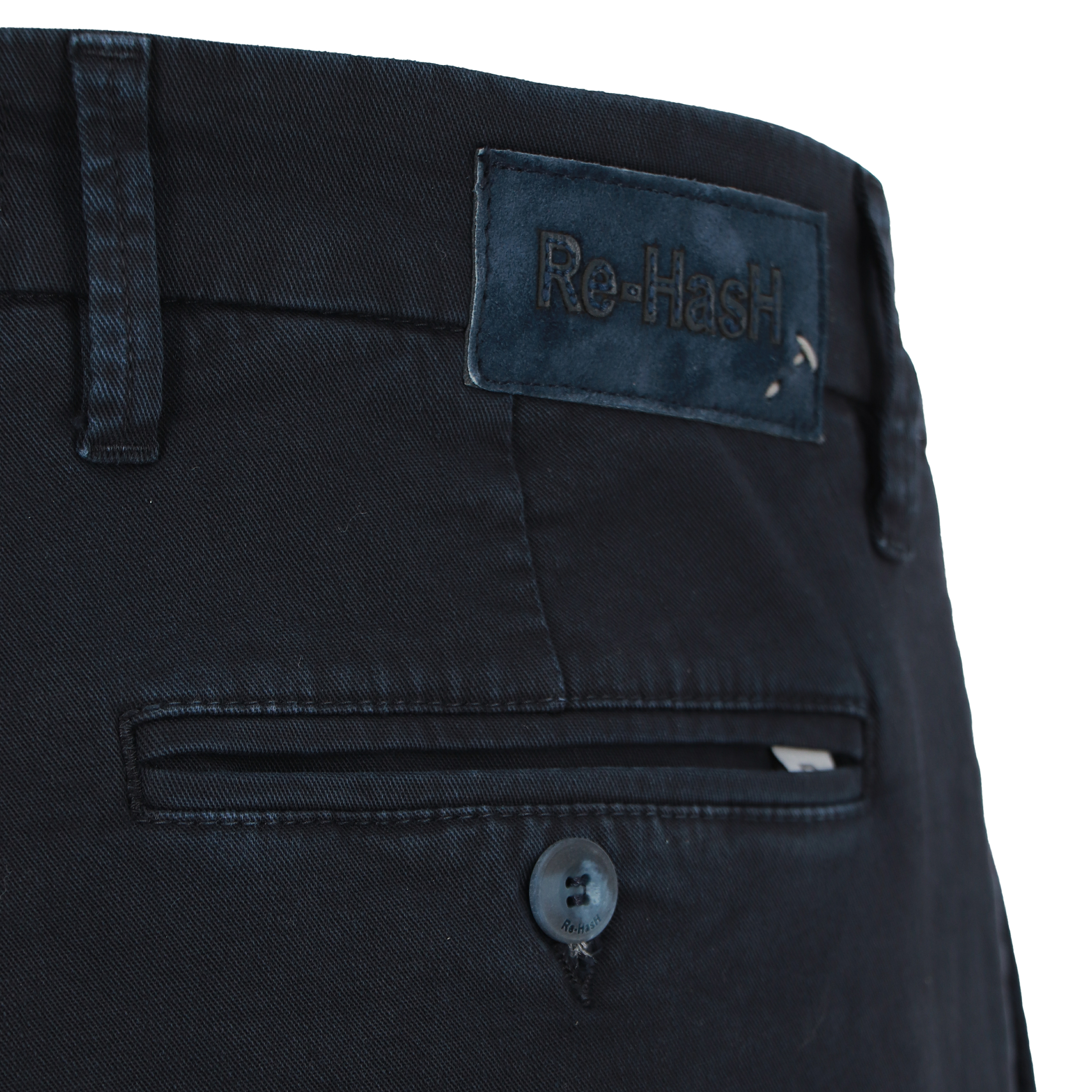 RE-HASH Mucha RE-HASH Mucha