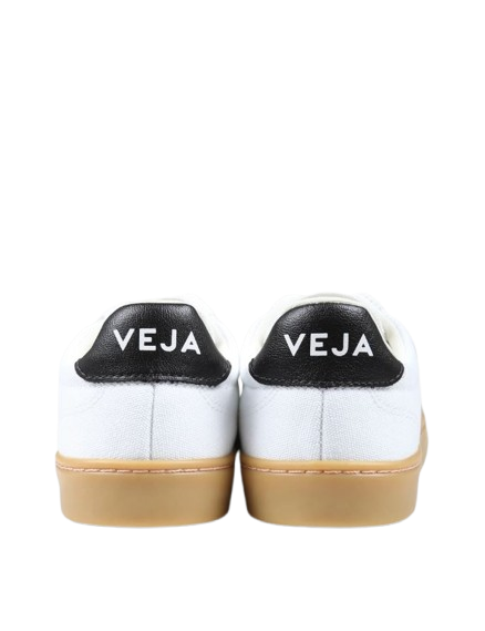 VEJA Small Volley VEJA Small Volley