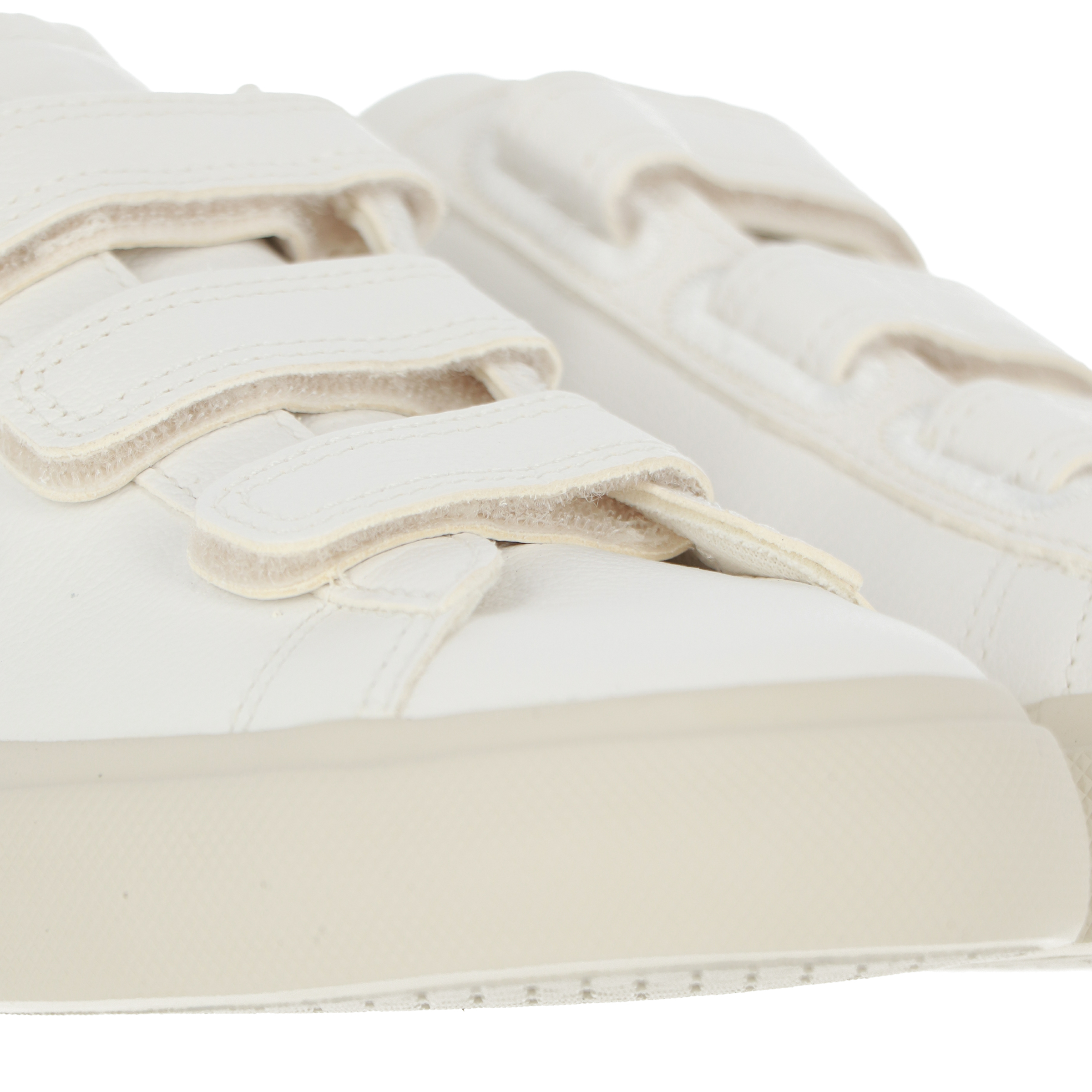 VEJA Logo Recife VEJA Logo Recife