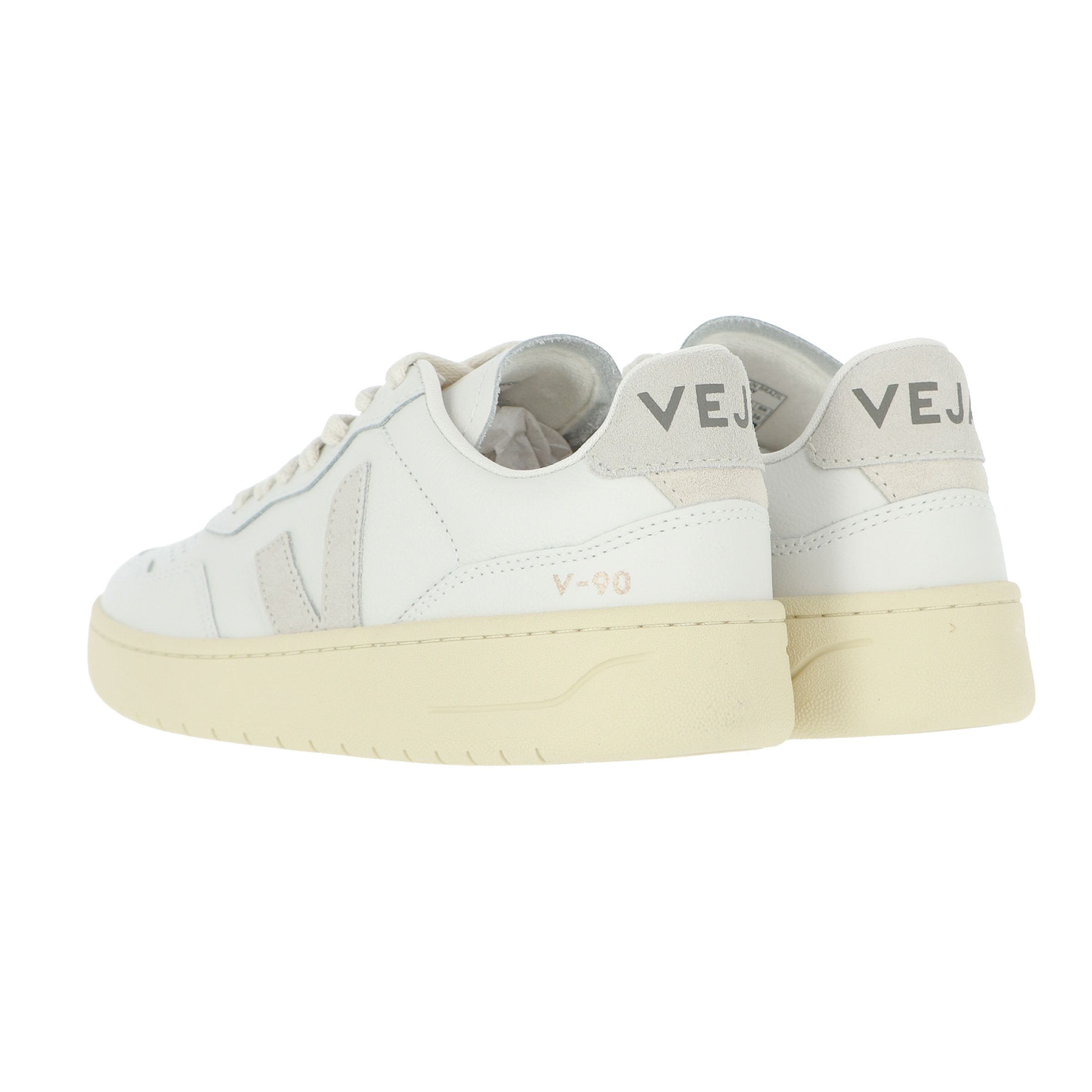 VEJA V-90 Sneaker