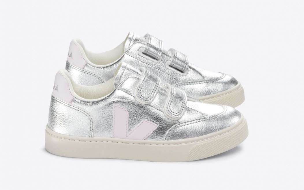VEJA Small V-12