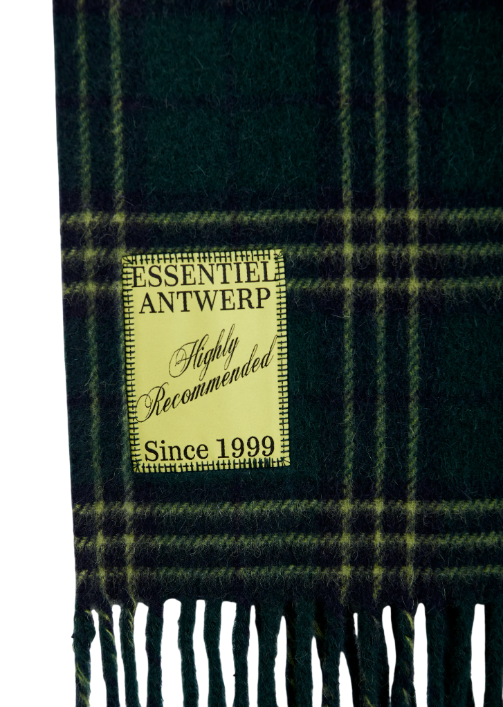 ESSENTIEL Kattern scarf