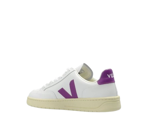 VEJA V-12 laces