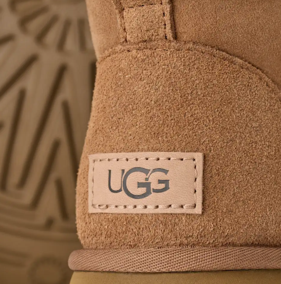 UGG W CLASSIC MINI II