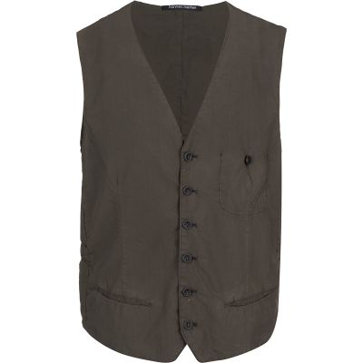 HANNES ROETHER gilet pose