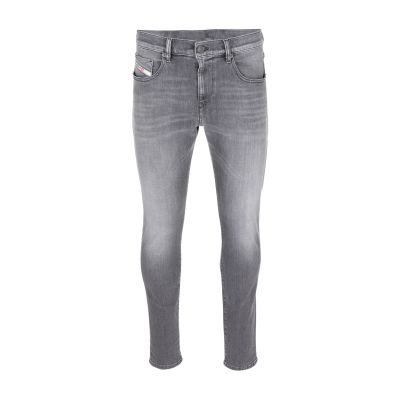 DIESEL 2019 D-Strukt